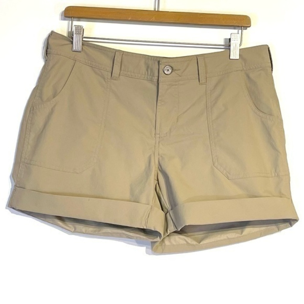 The North Face Women Shorts Flax Khaki Tan Cuffed Nylon Blend Size 12